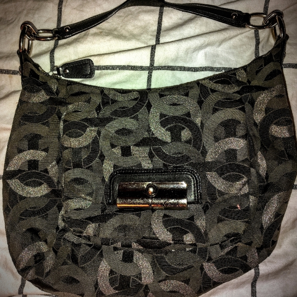 Coach hobo -- mint condition!